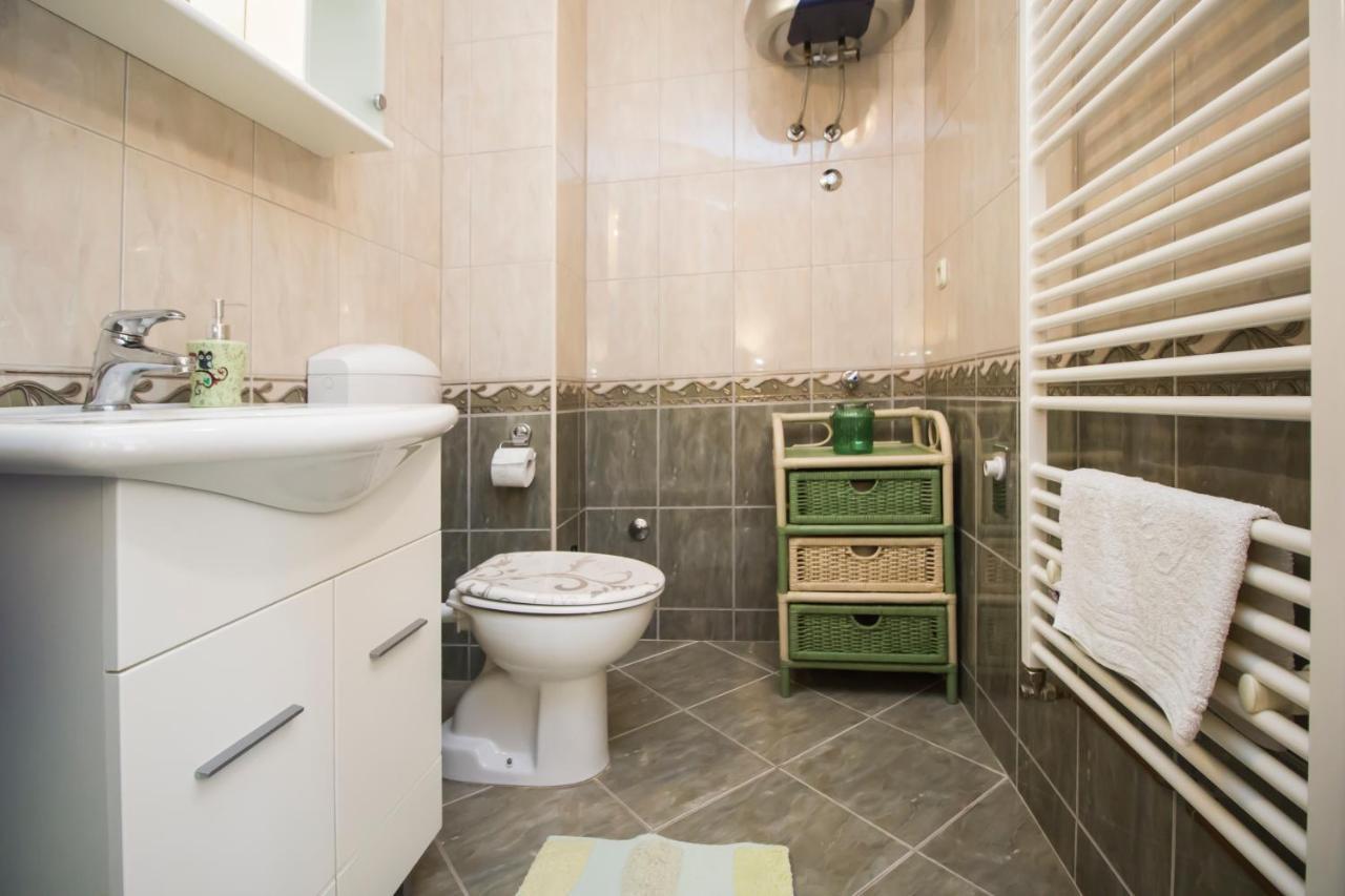 House Kvin Apartment Baska Voda Exterior photo