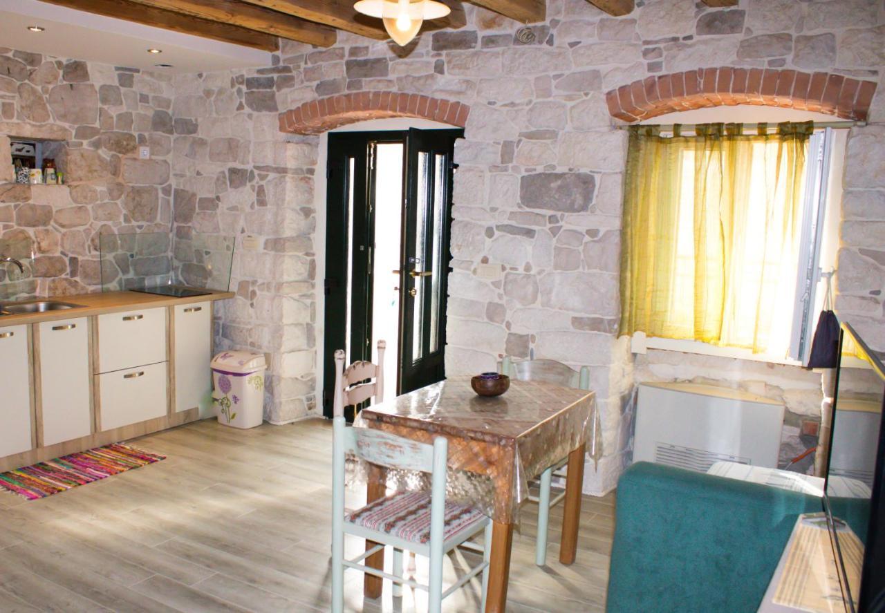 House Kvin Apartment Baska Voda Exterior photo